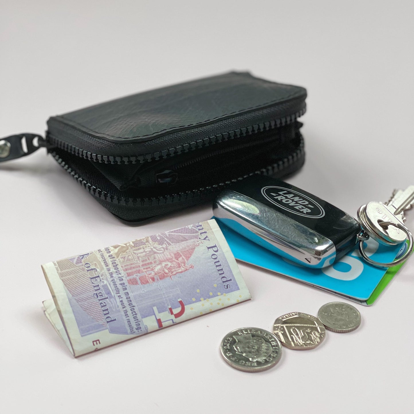 Harper Small Zip Vegan Wallet – Recycled Rubber Minimalist Wallet